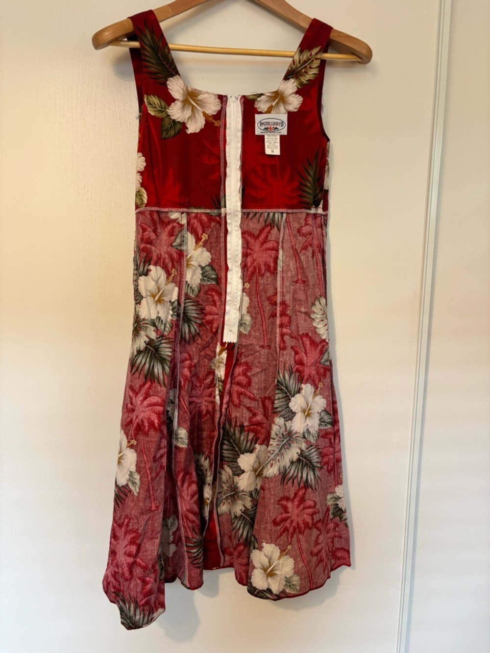 Vintage Hawaiian Dress Floral Size Medium Hibiscus Red Sleeveless Travel Island - Picture 7 of 8